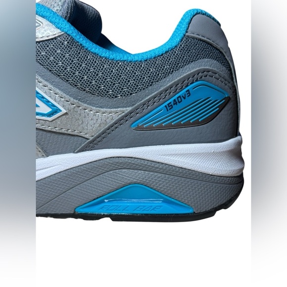 New Balance 1540v3 Running / Walking Shoe - Picture 4 of 8